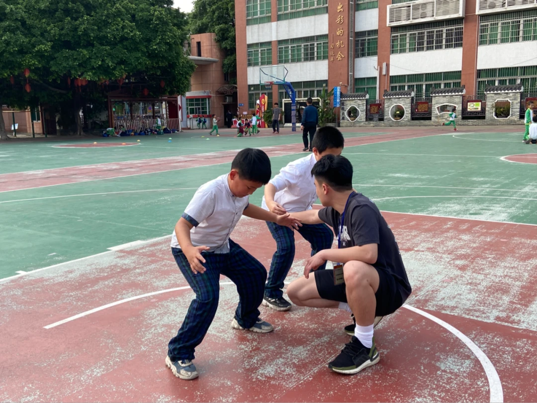 制定篮球交流计划以促进个人技能发展的方法_0